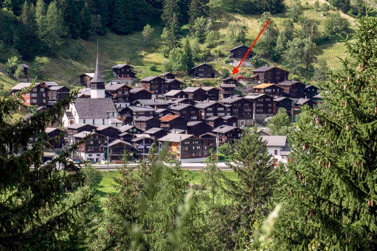 Denkmalgeschützter Spycher total renoviert Goms Buitenkant foto